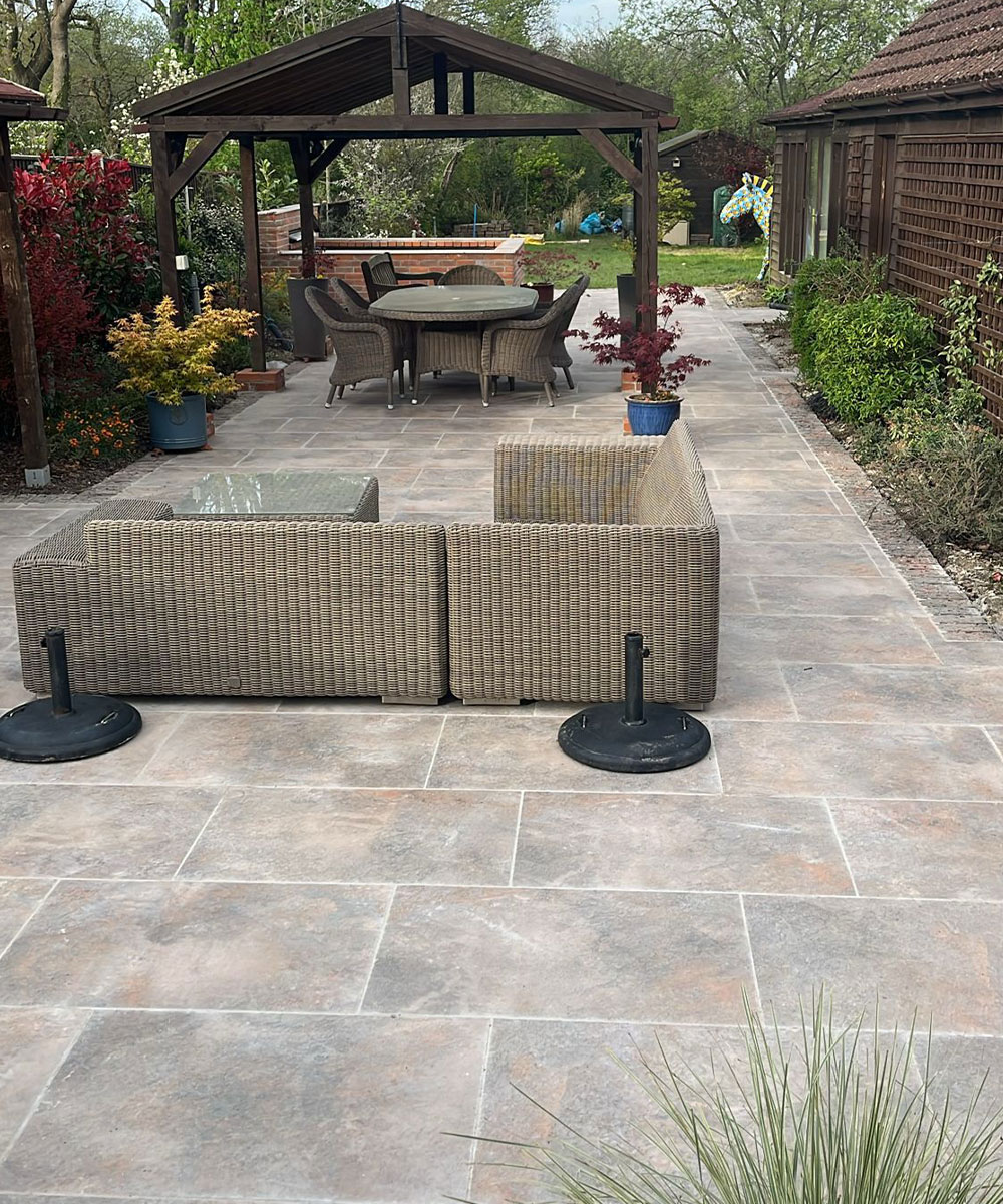 Beaulieu Autumn Porcelain Paving New Forest