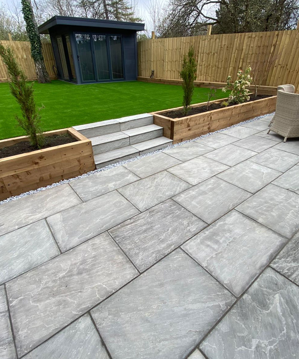 Knightwood-Grey-Sandstone-Paving-Southampton