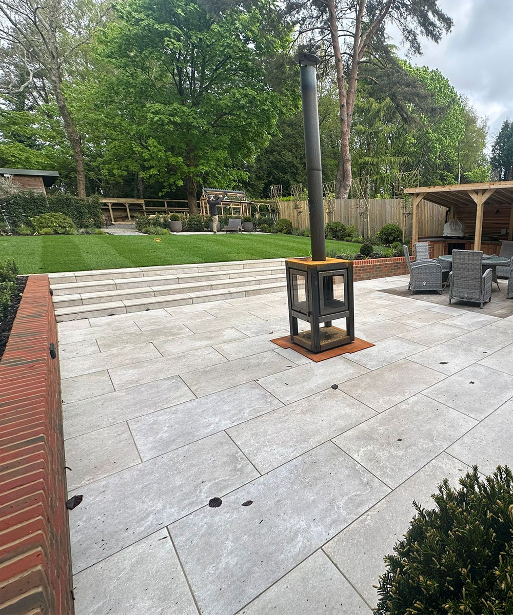 Exbury-Heritage-Hampshire-Outdoor-Living-Porcelain