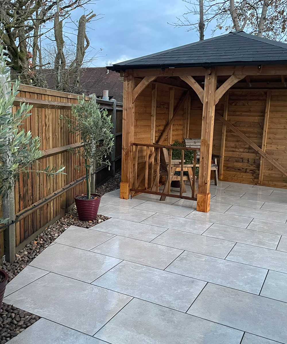 Exbury-Heritage-Porcelain-Paving-Hedge-End-Southampton-Hampshire