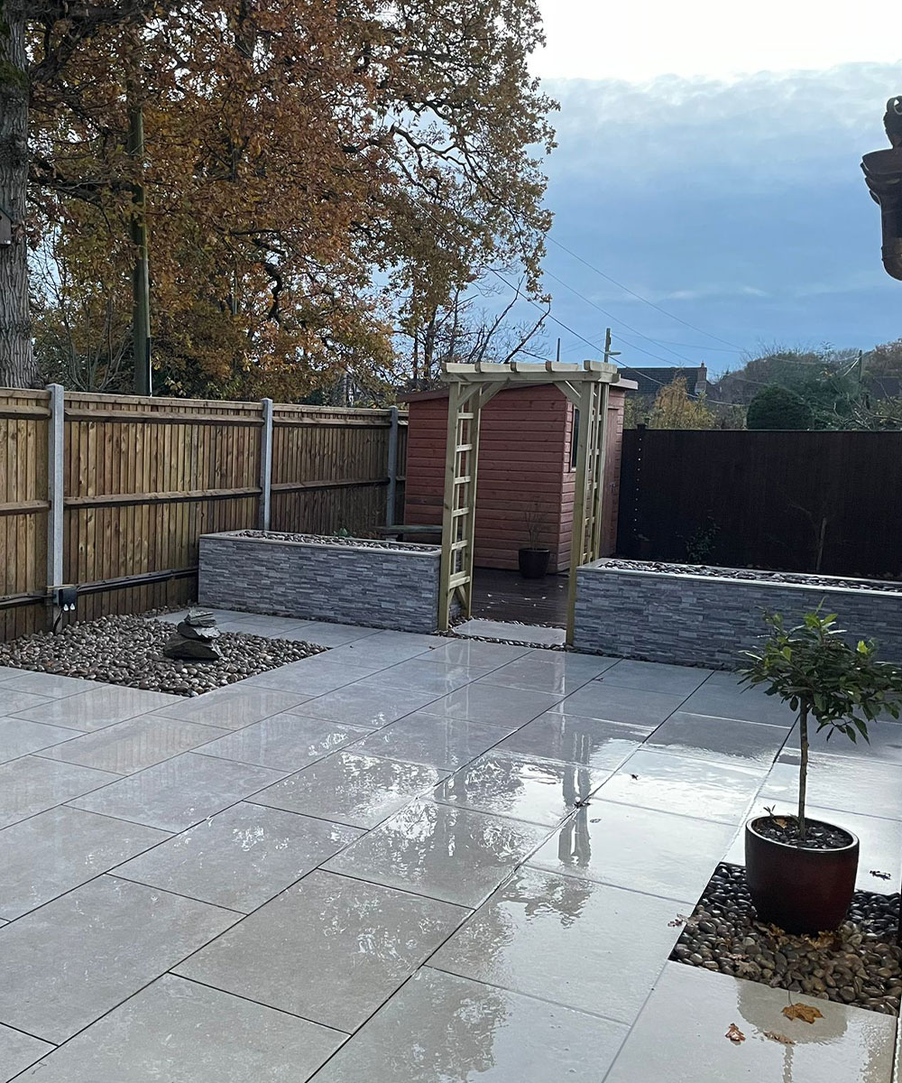 Exbury-Heritage-Porcelain-Paving-Hedge-End-Southampton-Hampshire