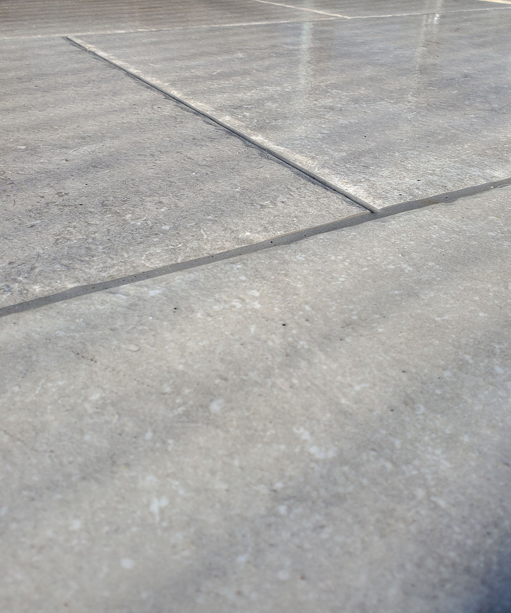 Exbury Heritage Tumbled Edge Porcelain Paving