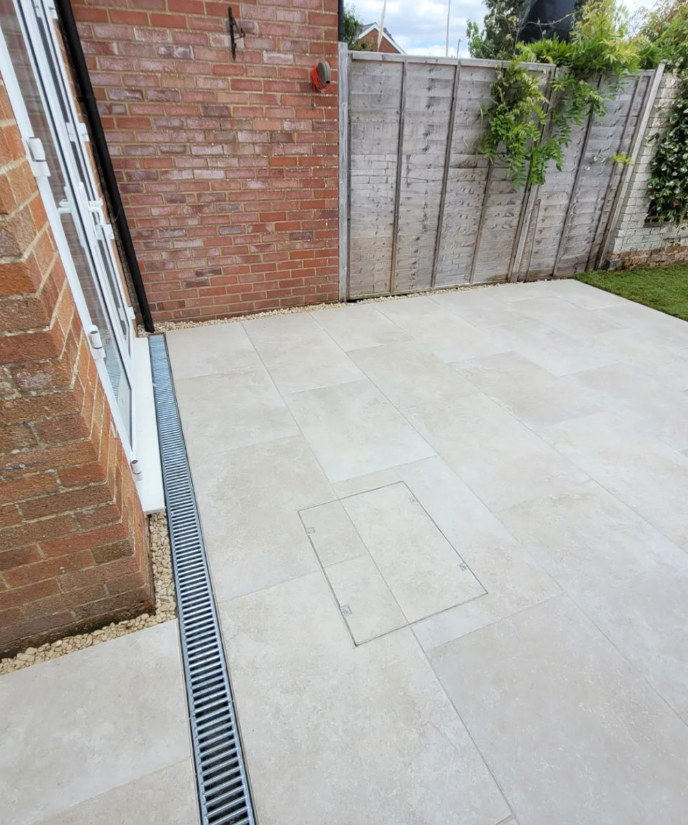 Exbury-White-Porcelain-Paving-Romsey-Hampshire