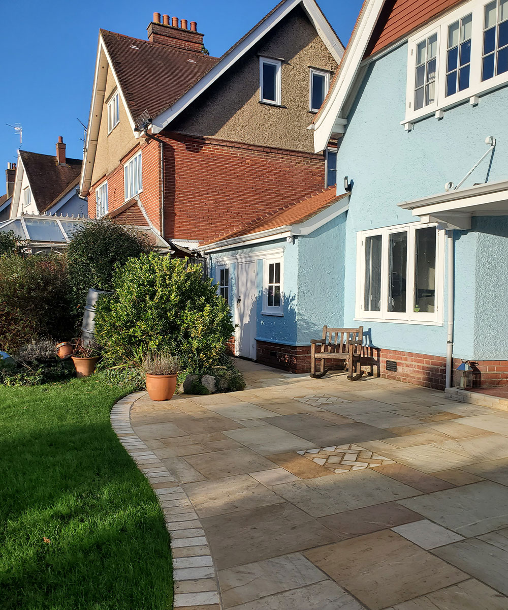 Hale Beige Sandstone Setts