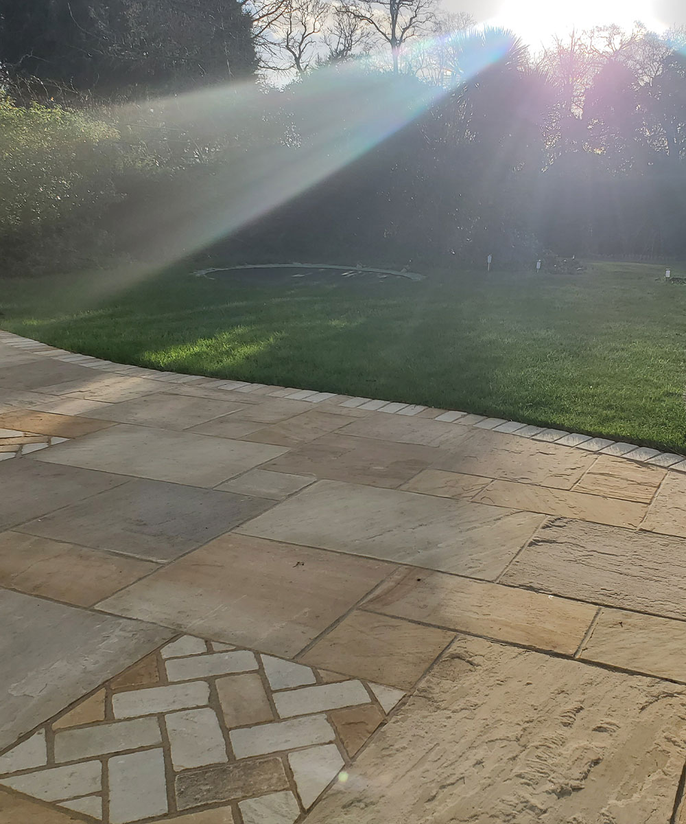 Hale Beige Sandstone Setts