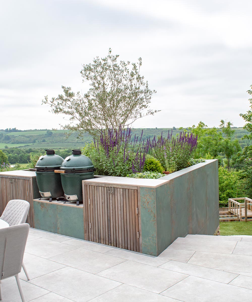 Joe-Savage-Exbury-Grey-Porcelain-Paving-Winchester