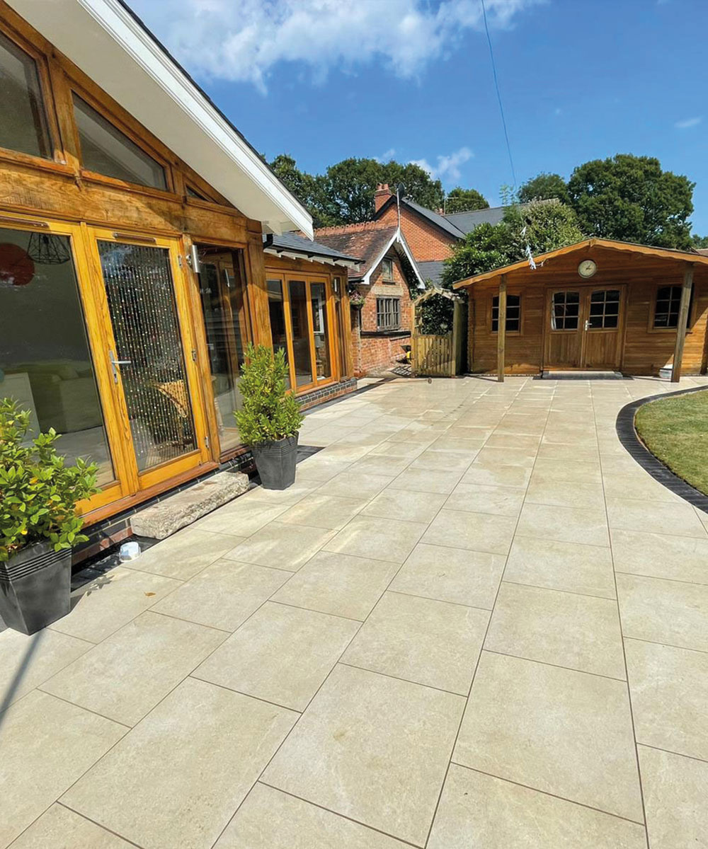 Minstead Beige Porcelain Paving New Forest