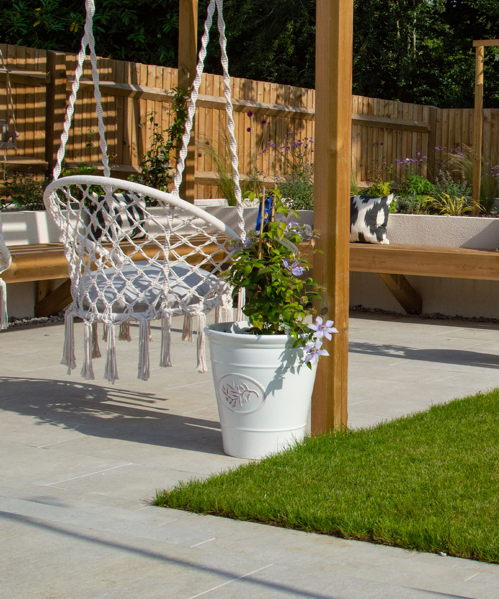 Whitemoor-Porcelain-Paving-Romsey-Hampshire