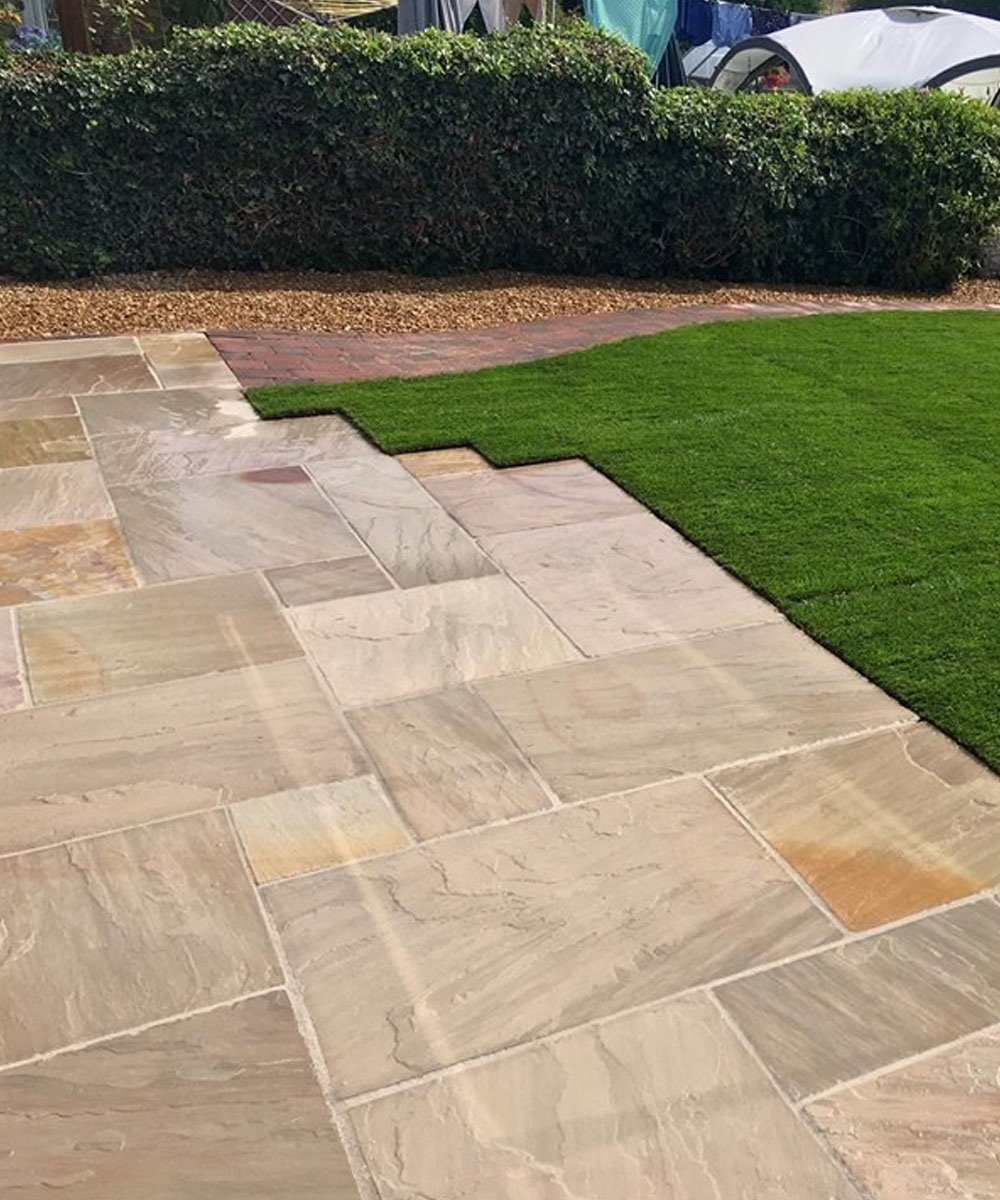 Brook-Sandstone-Paving-Hampshire