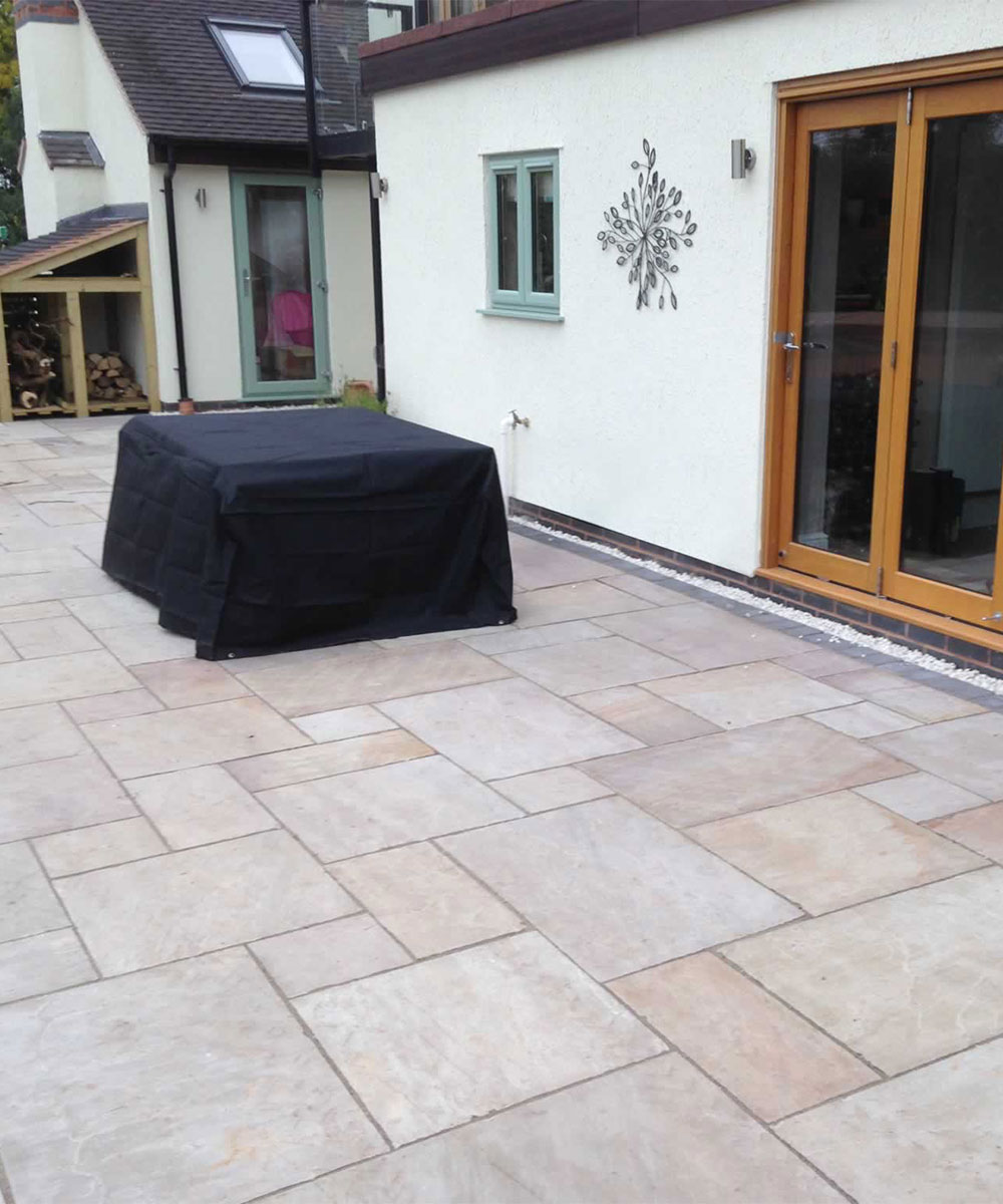 Brook Sandstoen Paving Hampshire