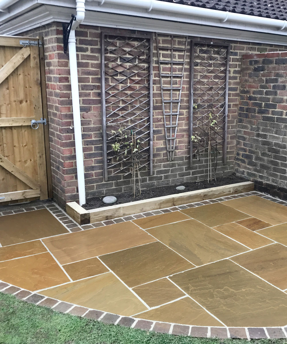 Burley Sandstone Paving - Image 2