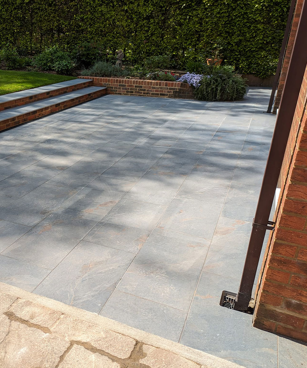 Emery-Rustic-Slate-Porcelain-Transform-Landscapes-Chandlers-Ford