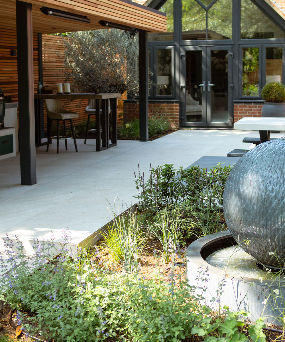 Ipley Beige Porcelain Paving - Image 25