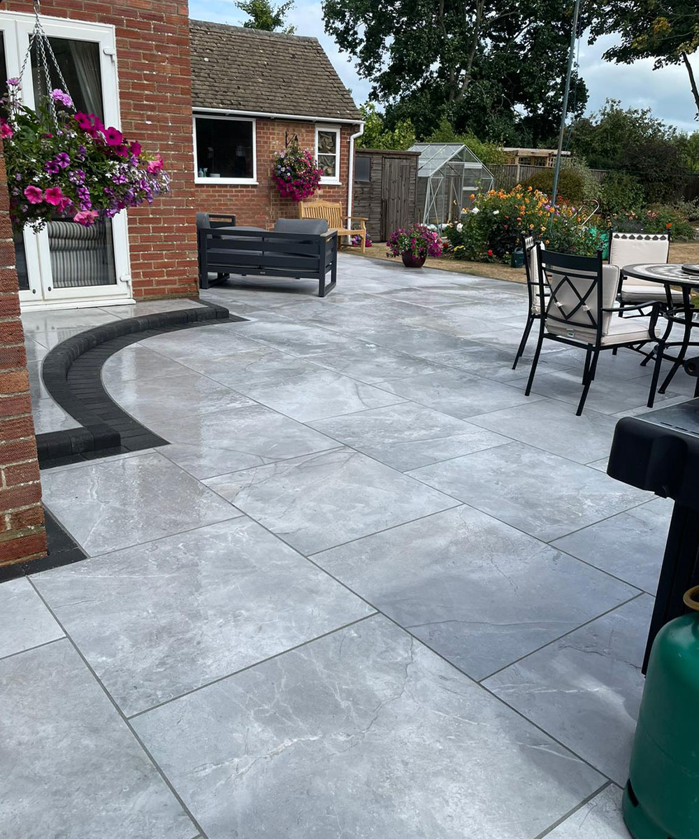 Rhinefield-Silver-Porcelain-Paving-Southampton-80x80