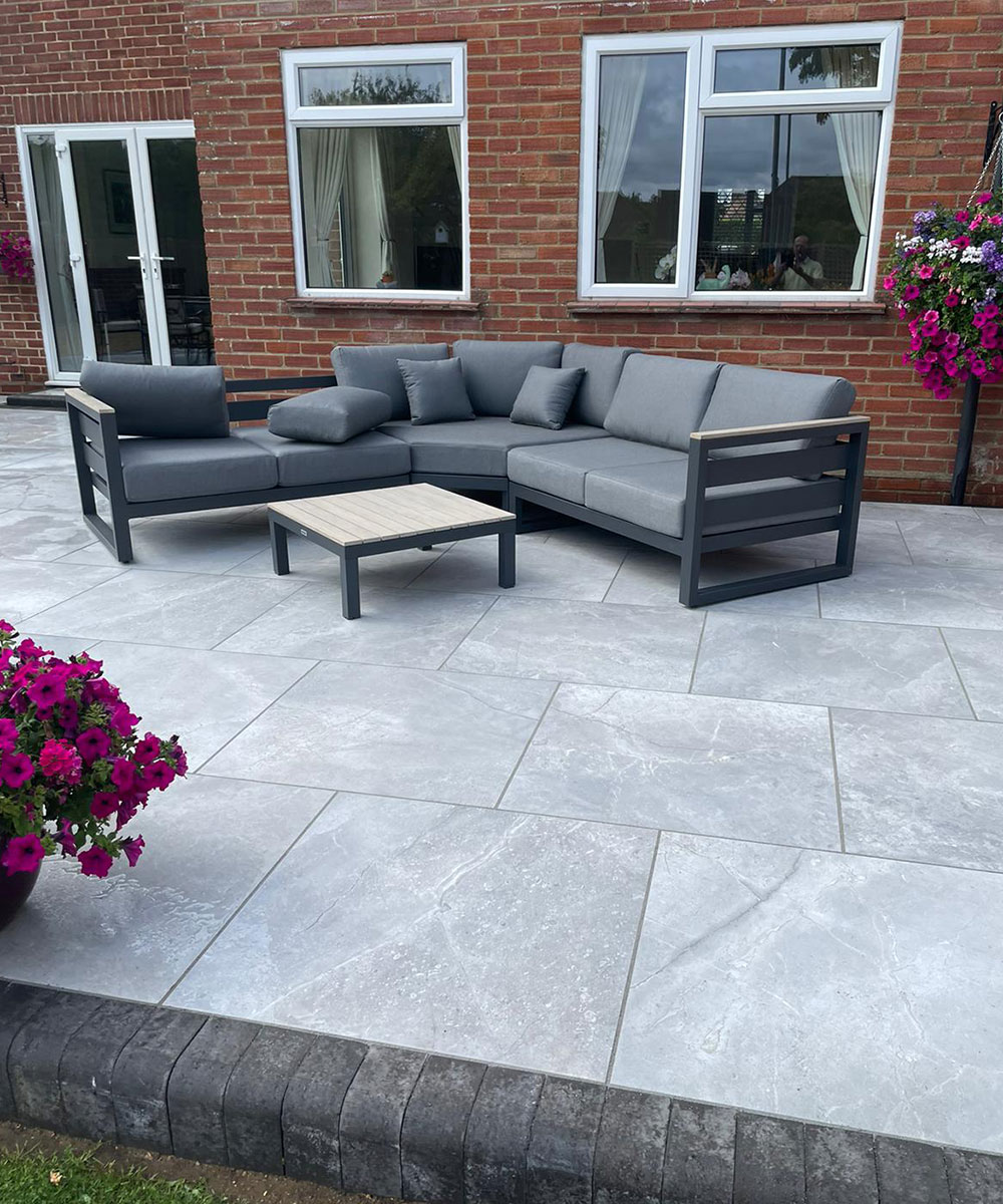 Rhinefield-Silver-Porcelain-Paving-Southampton-80x80