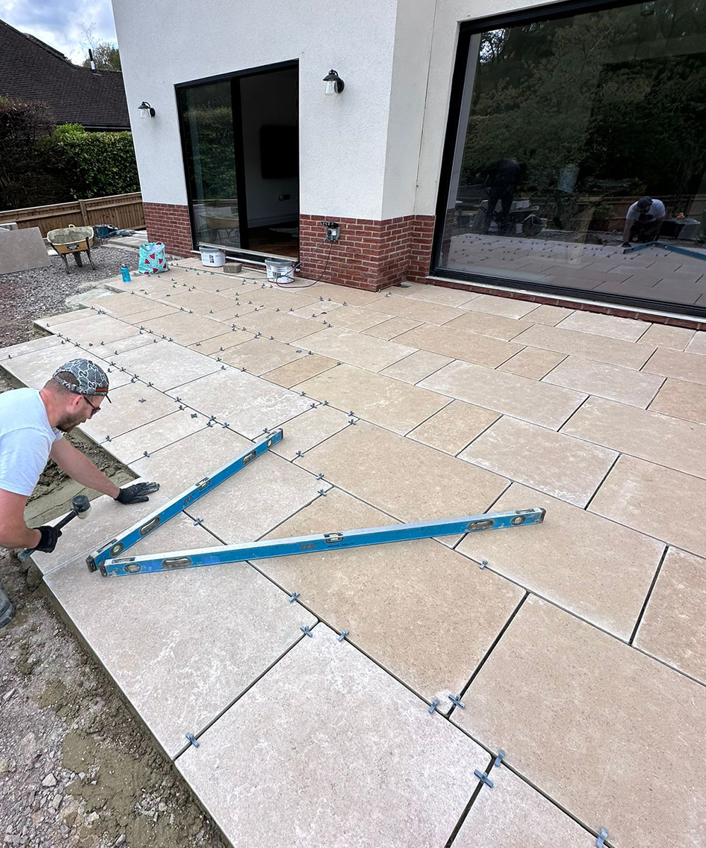 Lymington Beige Limestone Free Length Pattern