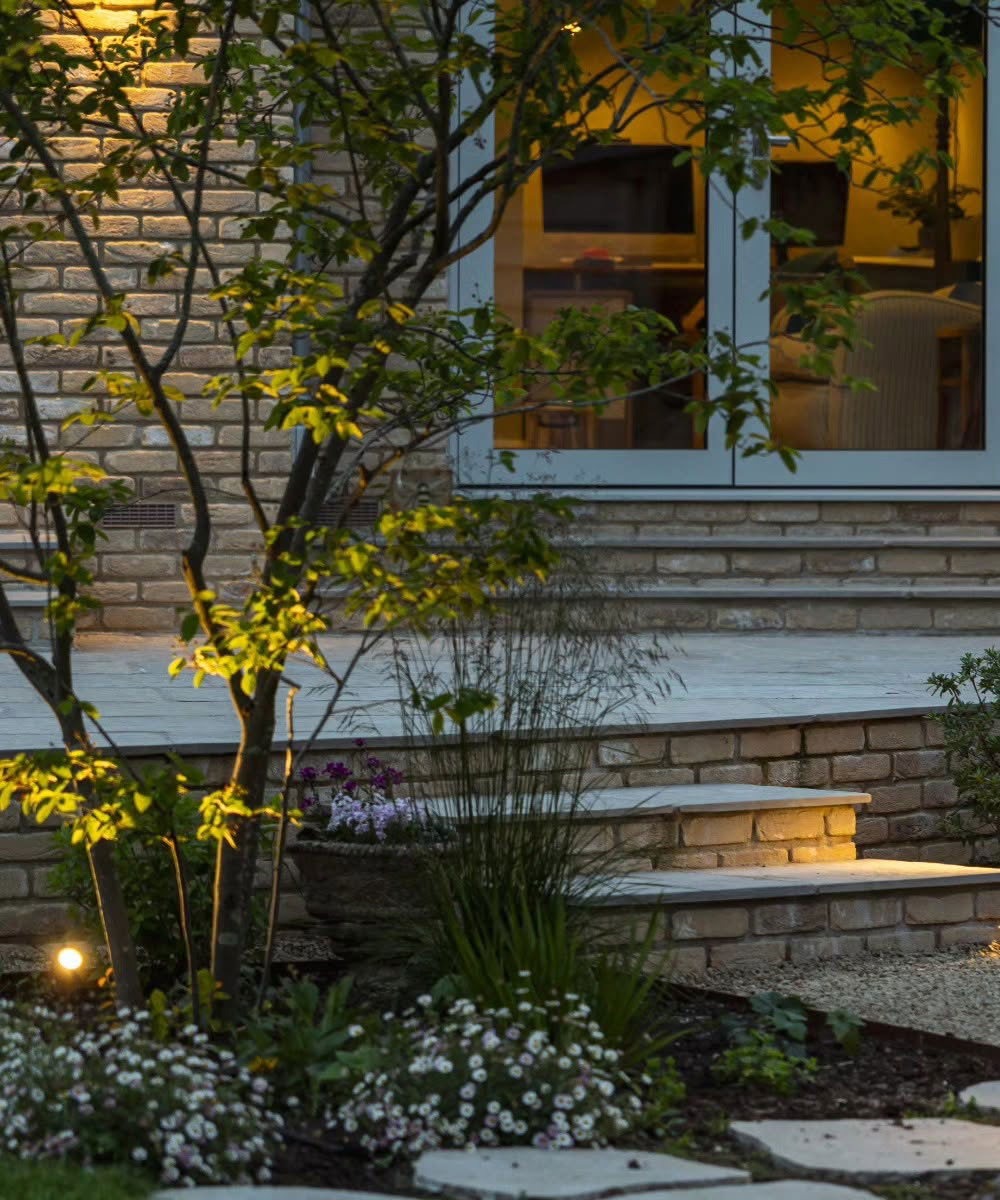 Portmore Limestone Paving Milford on Sea Garden