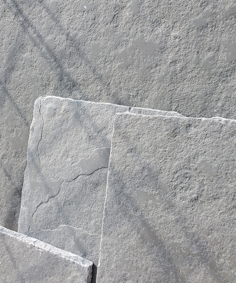 Chatmohr-Limestone-Tumbled-and-Brushed-Paving-Hampshire