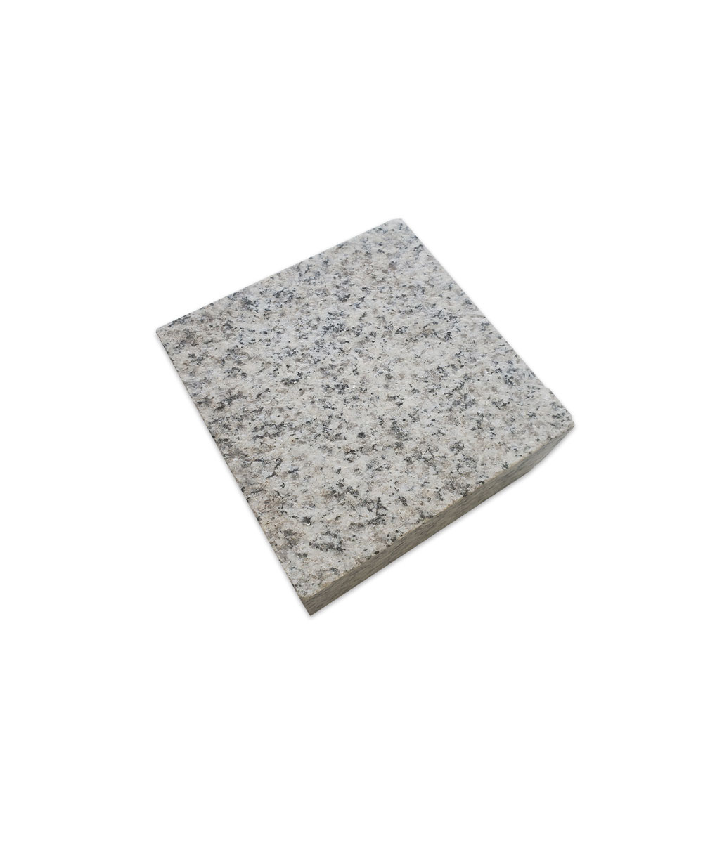 Sawn-and-Flamed-Silver-Granite-Setts-100x100x40-2