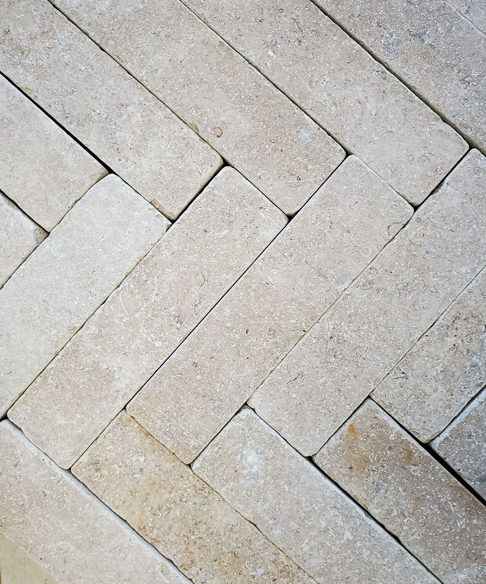 Lymington-Beige-Limestone-Pavers