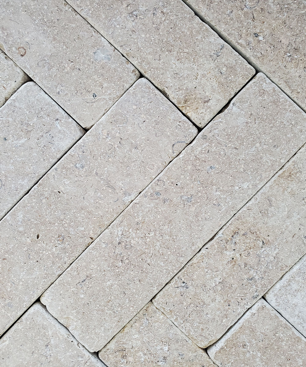 Lymington-Beige-Limestone-Pavers