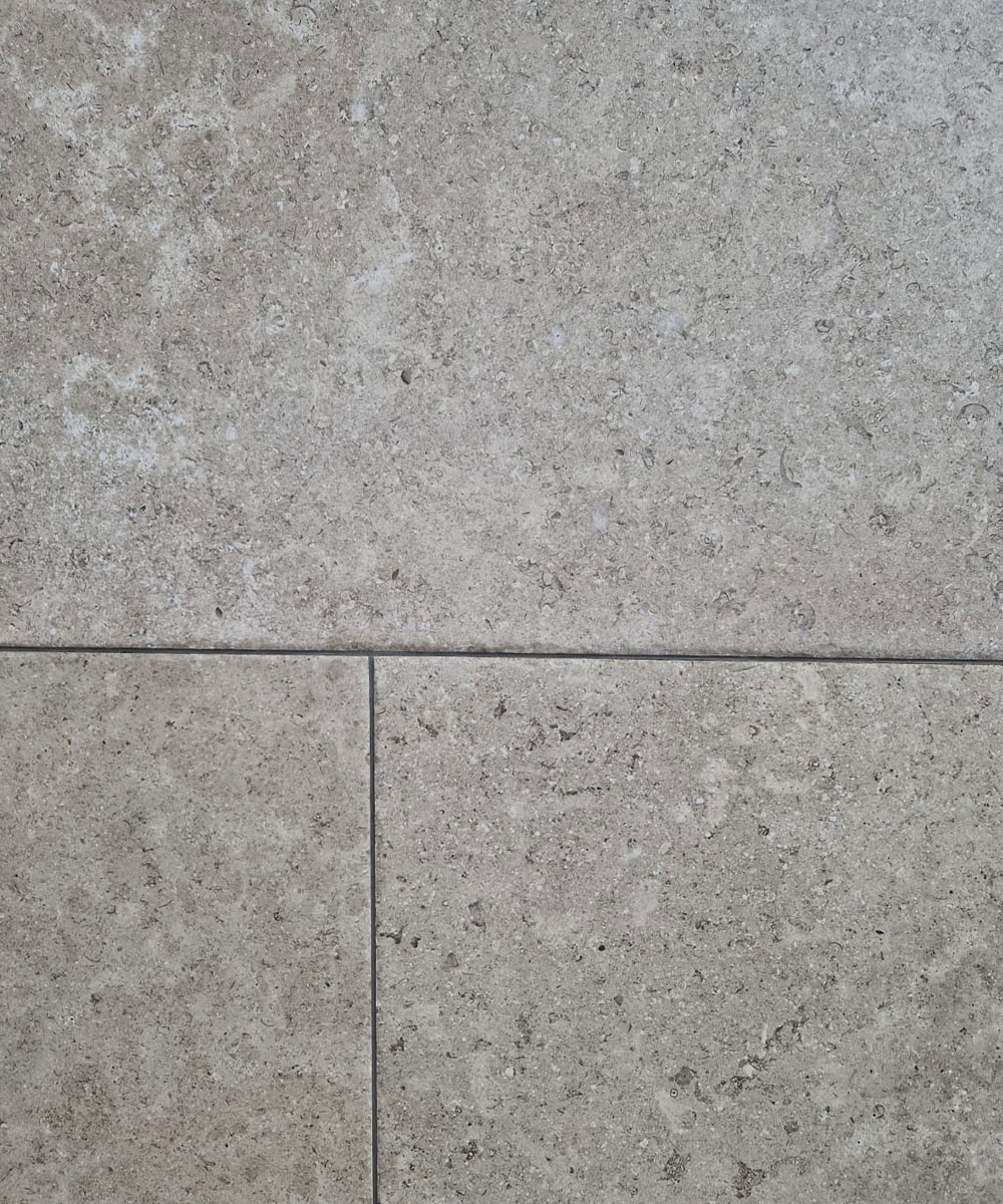 Bramshaw-Ash-Porcelain-Paving