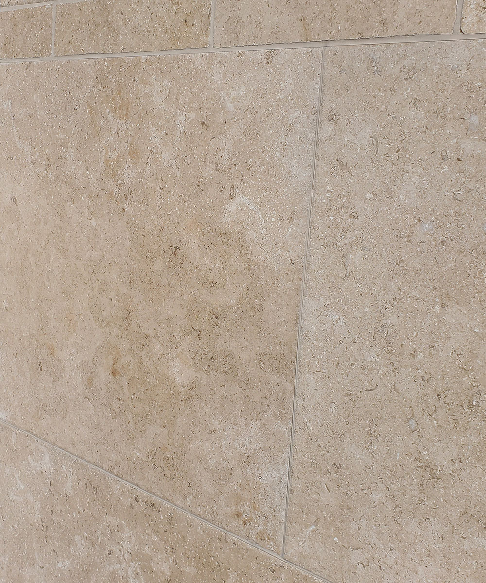 Bramshaw-Pearl-Egyptian-Limestone-Porcelain-Paving