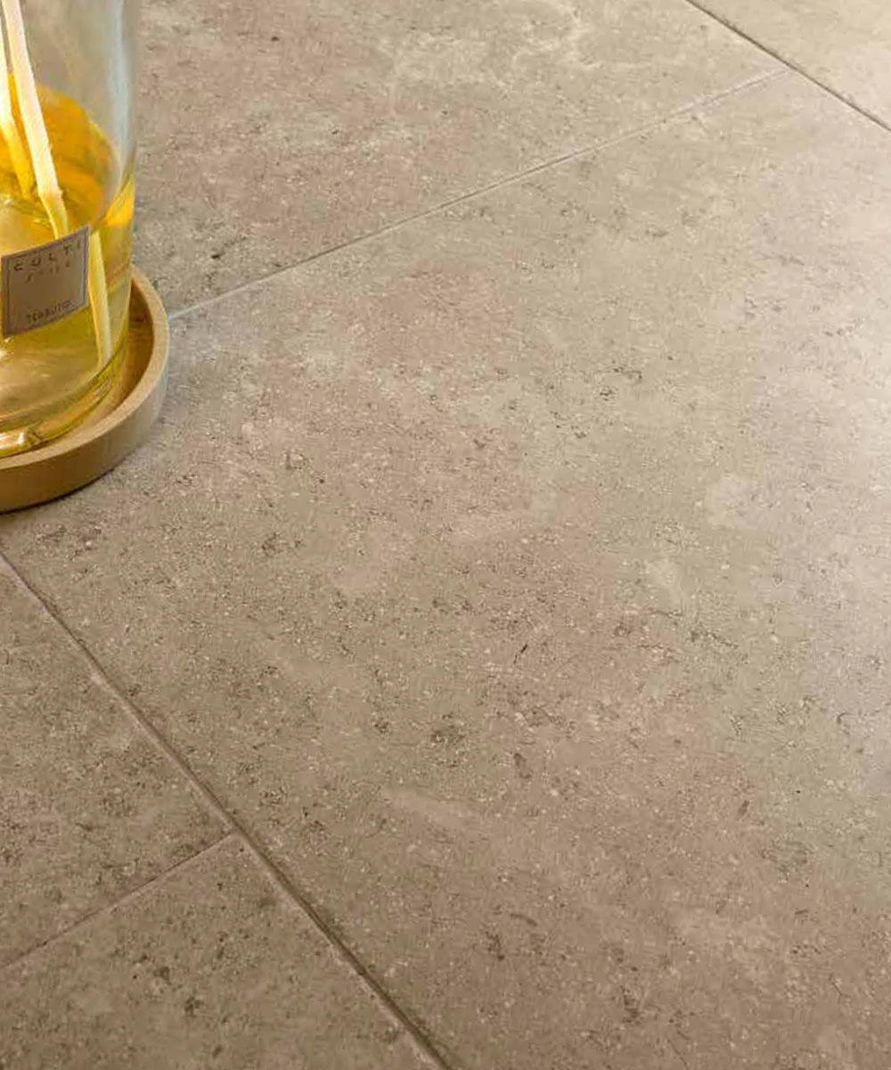 Bramshaw-Pearl-Egyptian-Limestone-Porcelain-Paving