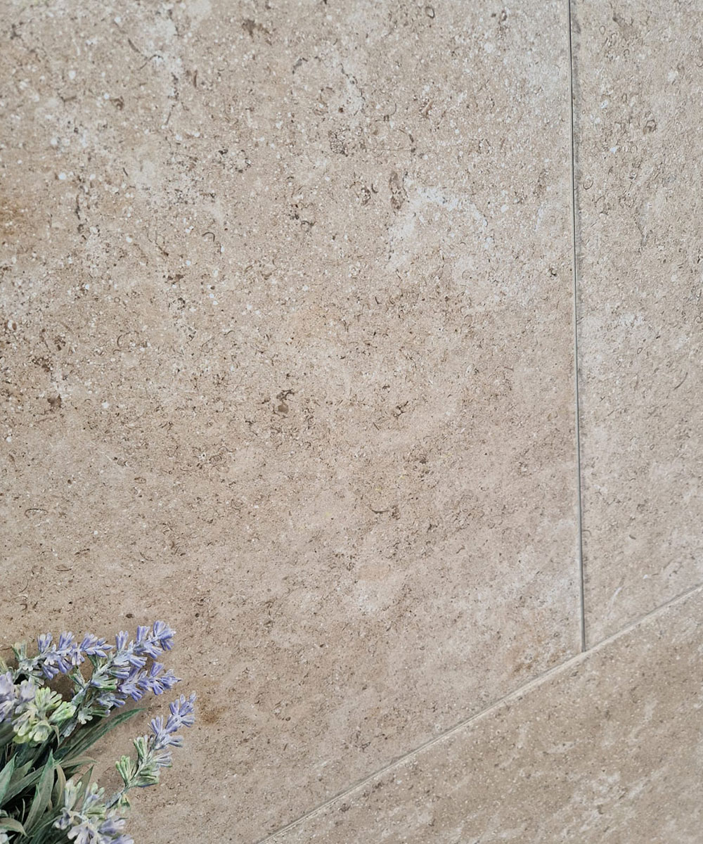 Bramshaw-Pearl-Egyptian--Limestone-Porcelain-Paving