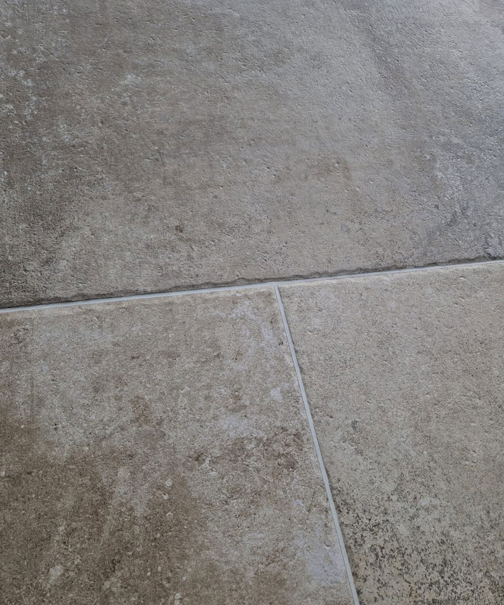 Hordle Old Beige Porcelain Paving Hampshire