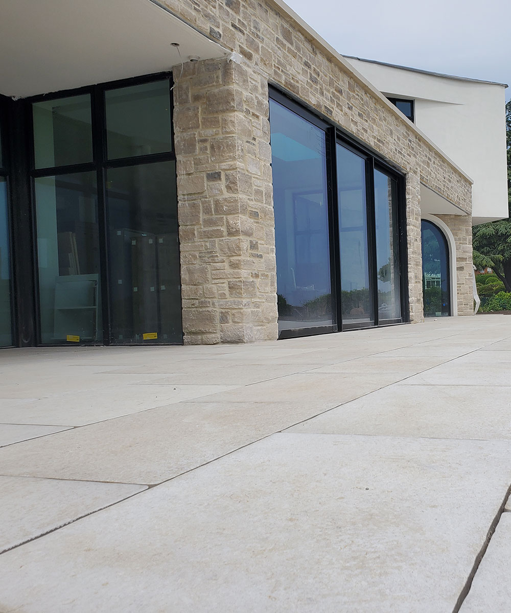 Kimmeridge-Fossil-Porcelain-Paving-Wavey-Edge-Poole