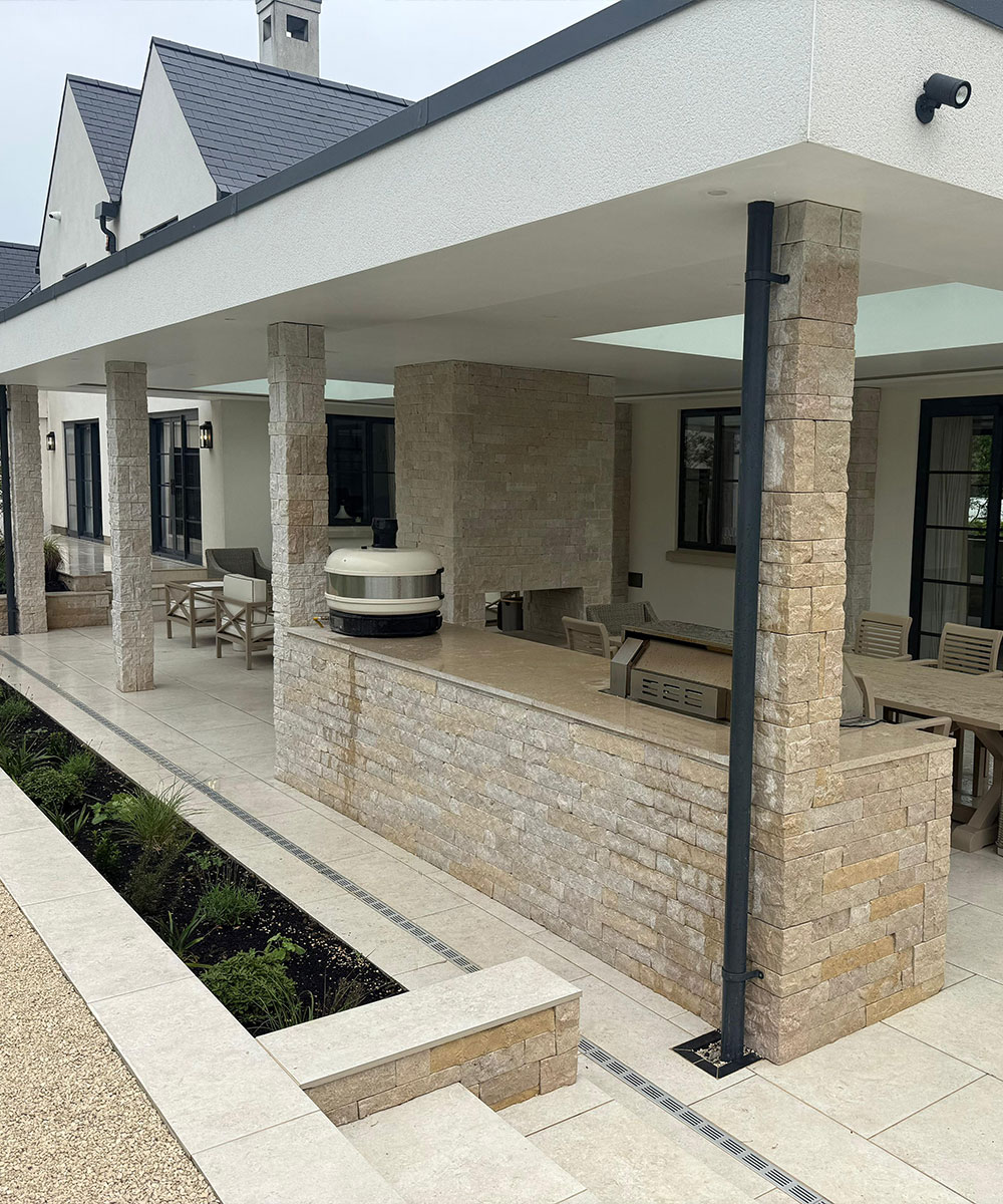 Lymington Beige Coach House Cladding Curbridge