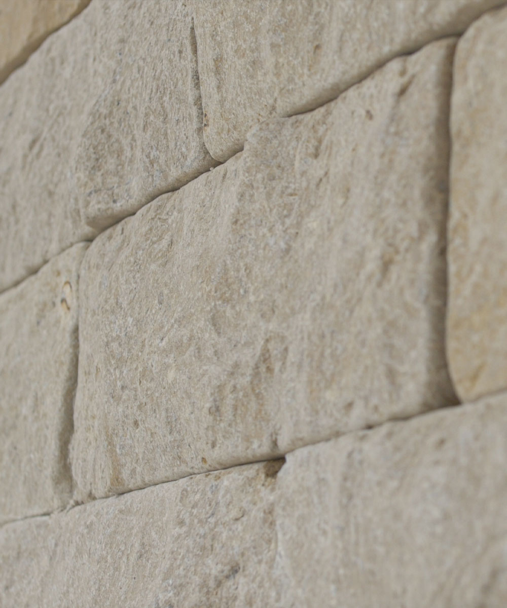 Lymington Beige Coach House Limestone Wall Cladding