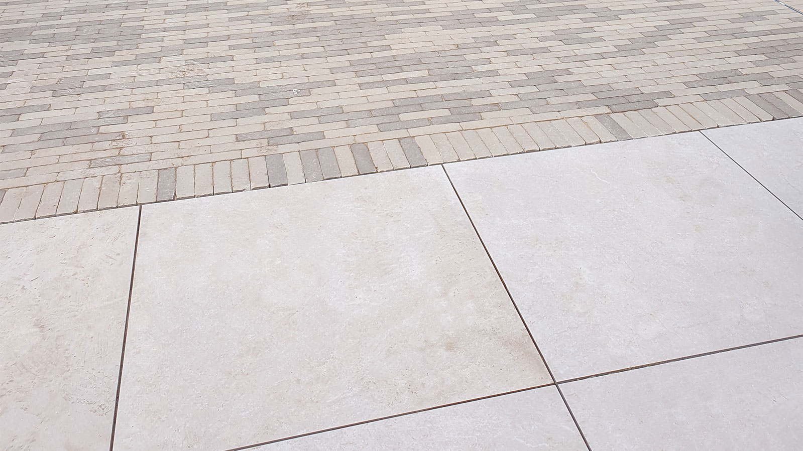 Newtown-Beige-Barton-on-Sea