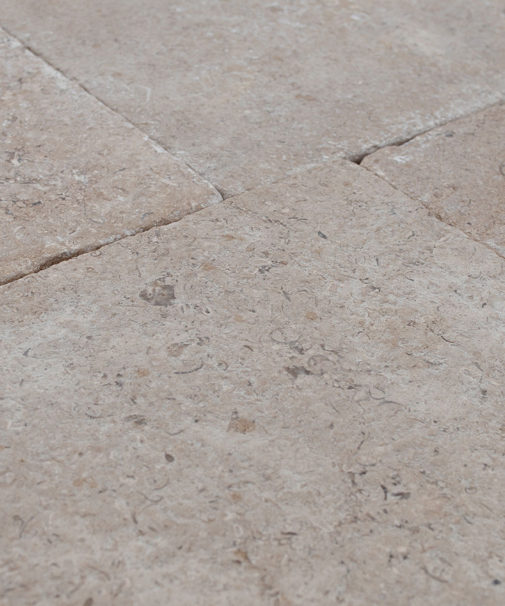 Lymington Dune Limestone Courtsetts Driveway Setts