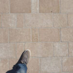Lymington-Dune-Courtsetts--Limestone-Drivesetts-ForestStone-Hampshire