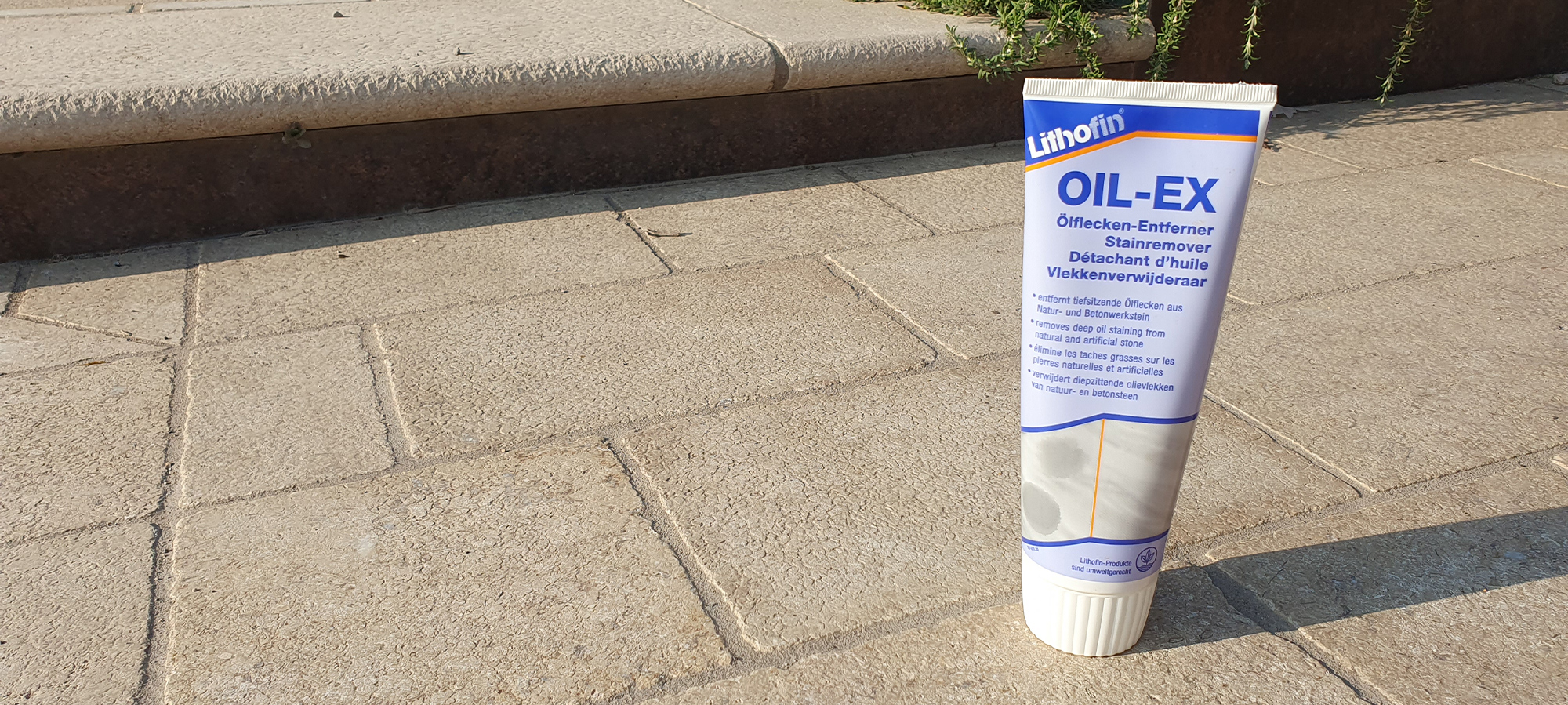 Lithofin-Oil-Ex-Clean-Oil-From-Limestone