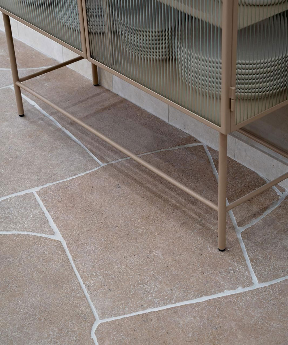 Lymington Dune Limestone Crazy Paving