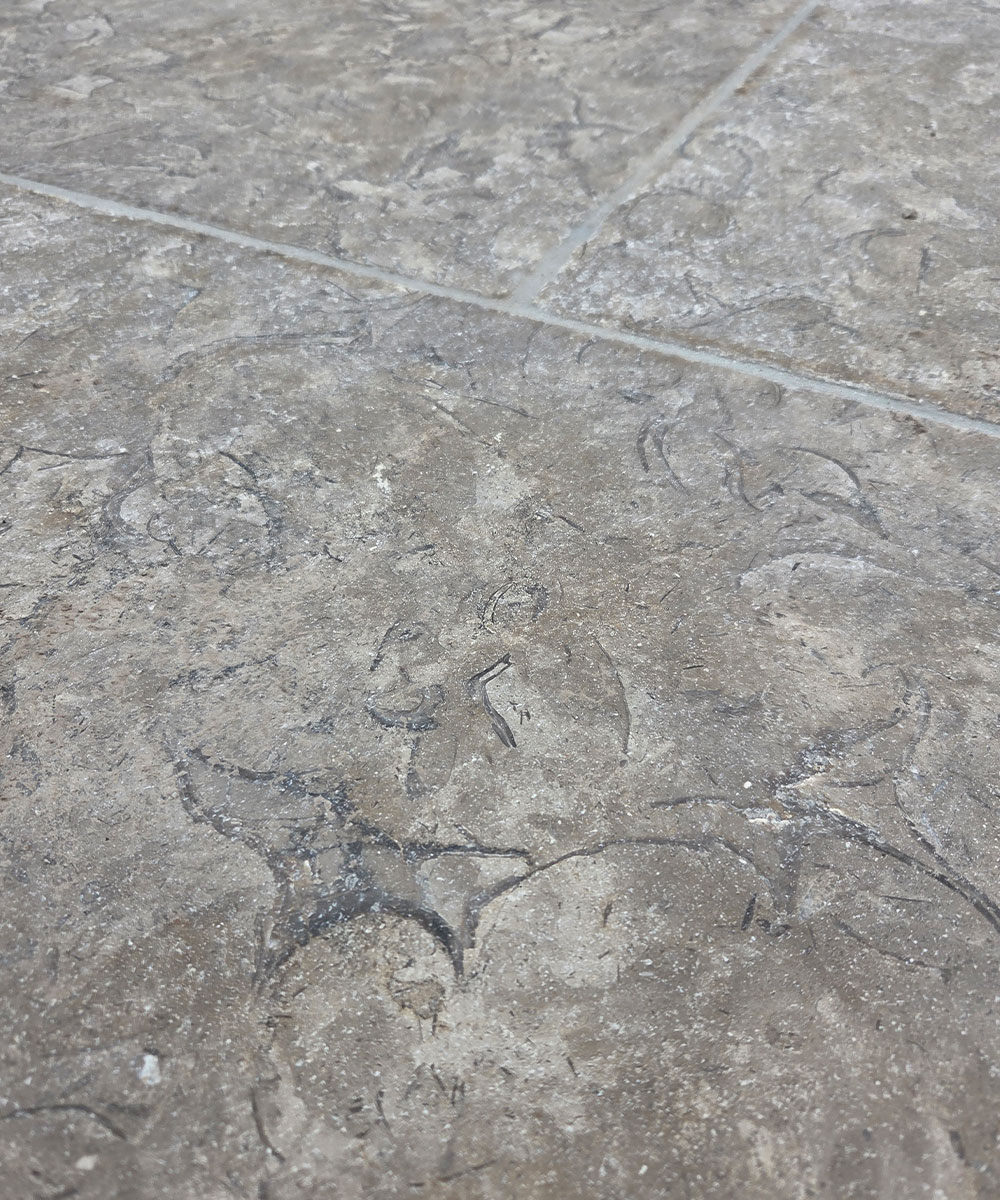 Romsey Heritage Limestone Paving